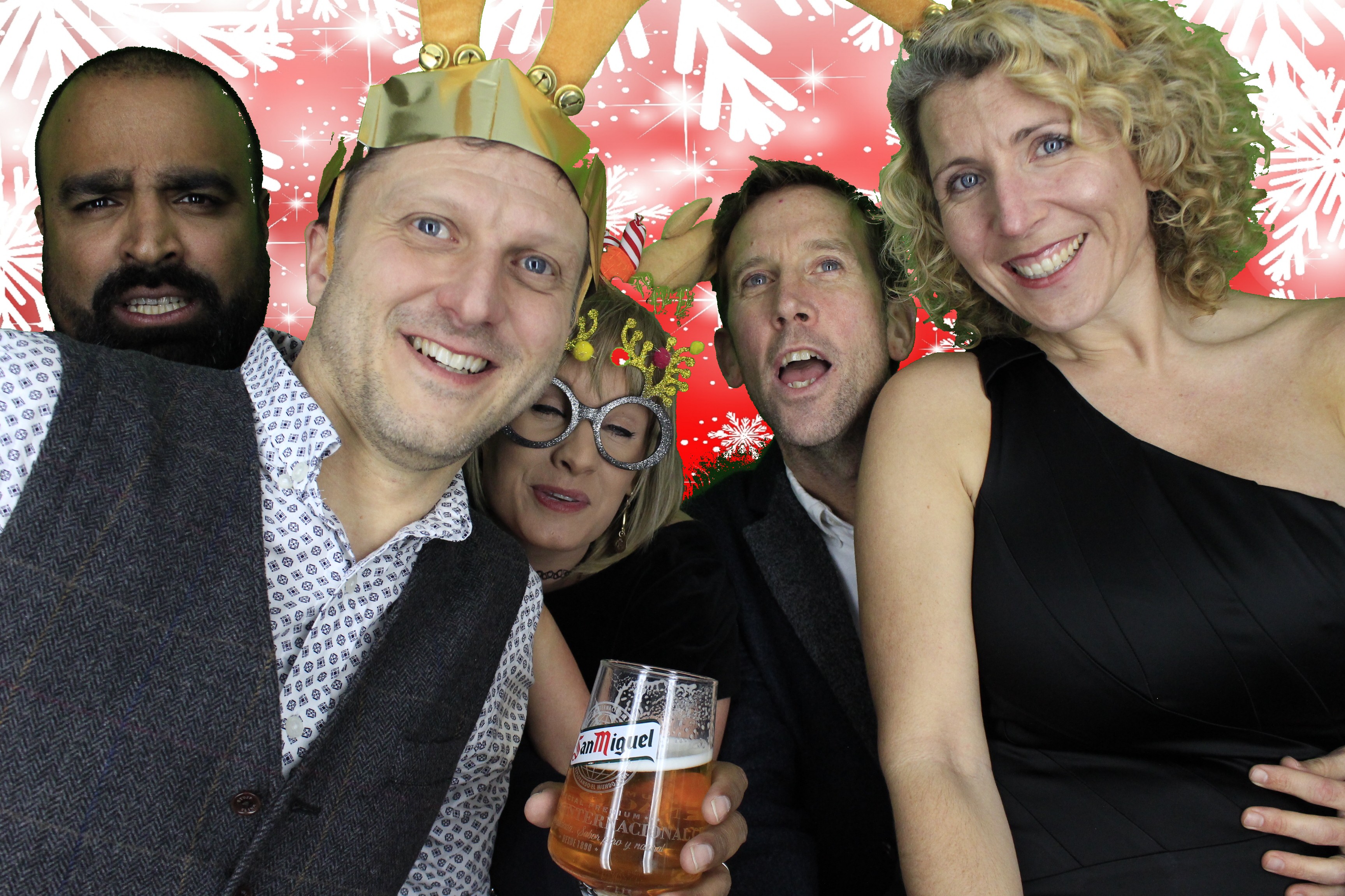 Acosta Europe Christmas Party 2018 | View more photos from the event at gallery.myphotoboothexperience.co.uk/u/MyPhotoBoothExperienceLtd/Acosta-Europe-Christmas-Party-2018